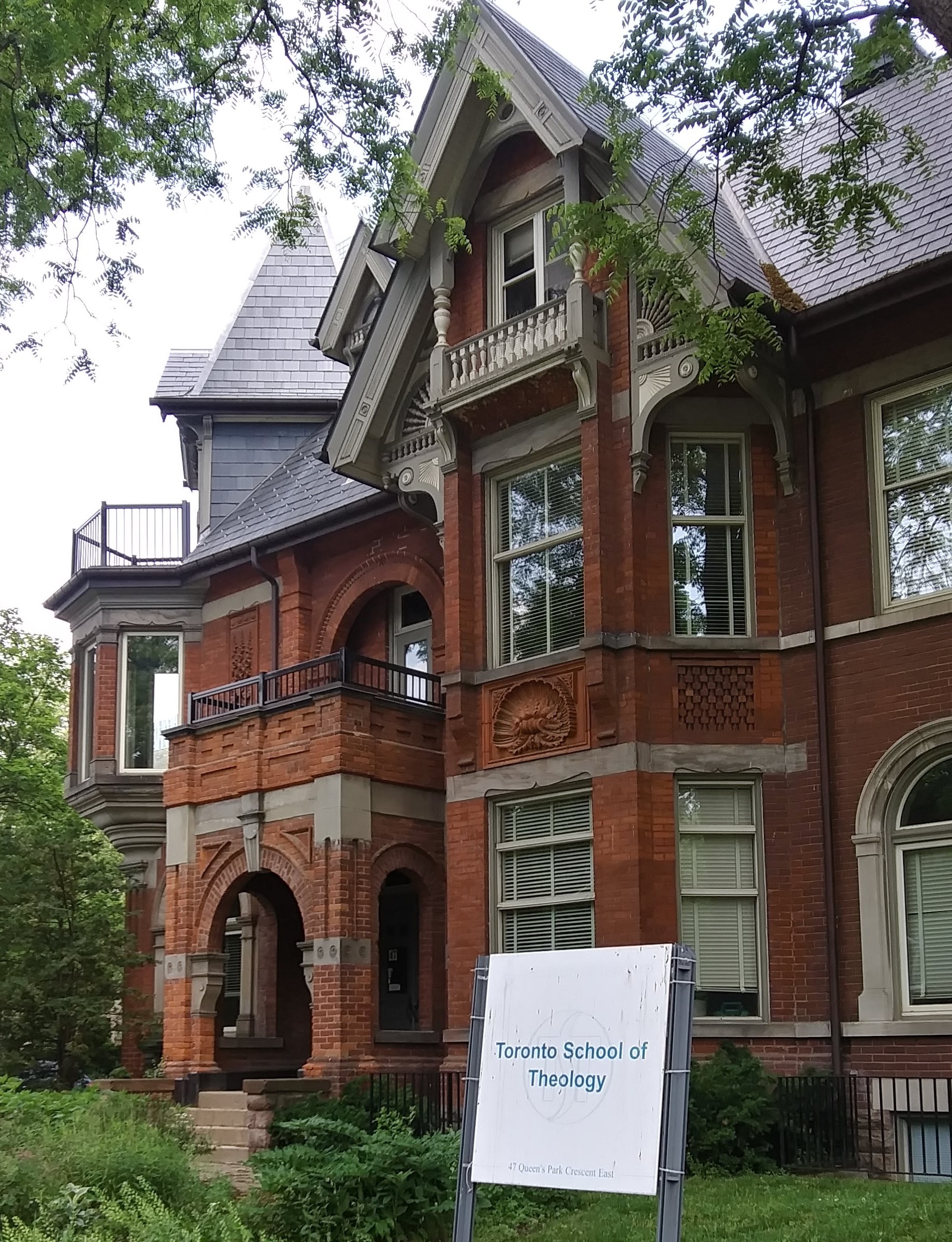 Toronto School of Theology building